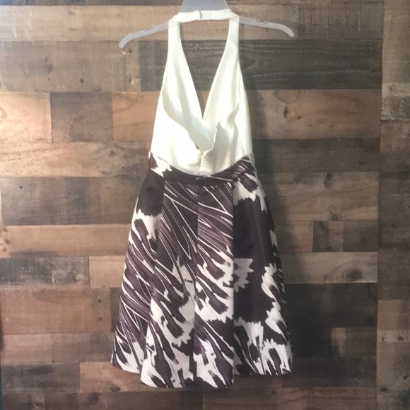 Halston Heritage Evening Collection - Picture 2 of 7